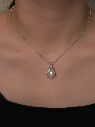 whimsy peridot pearl pendant - Chula Co.
