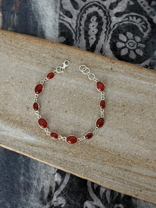 dainty carnelian bracelet