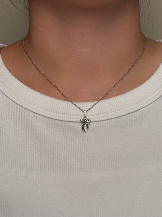 petite bow pendant - Chula Co.