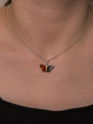 the unhurried flutter - by pendant - Chula Co.