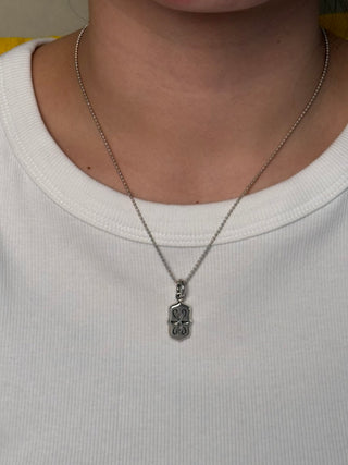 solid portal pendant