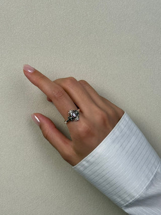 antique inspired garnet ring - Chula Co.