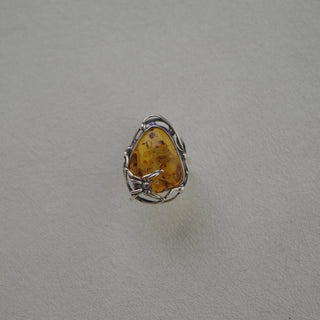 spider amber ring