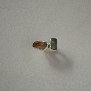 raw, satin-finish citrine + prehnite stone ring