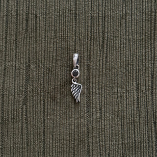worn flight pendant - Chula Co.